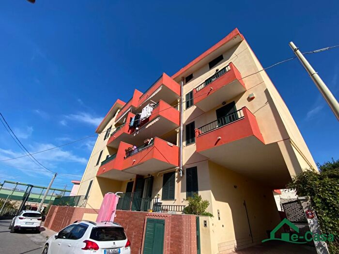 Appartamento quadrilocale in vendita in Via Liotta, Villafranca Tirrena