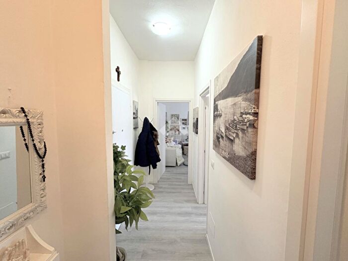 Appartamento bilocale in affitto in Piazza Tirana, Milano