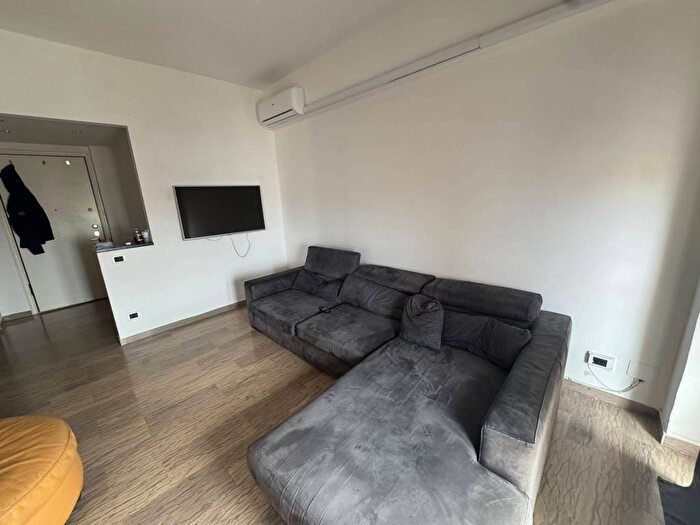 Appartamento trilocale in affitto in Via Guglielmo Marconi, Stazione, Ancona