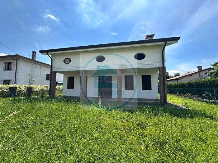 Casa trilocale in vendita in Via Noalese, Santa Maria Di Sala
