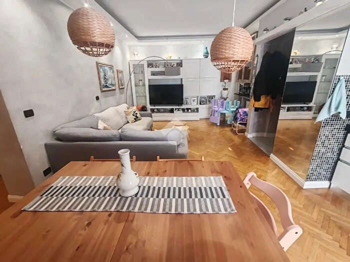 Appartamento con 5 locali in vendita in Via Carlo Rolando, Genova