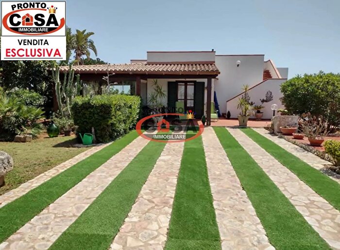 Casa con 6 locali in vendita in Favignana