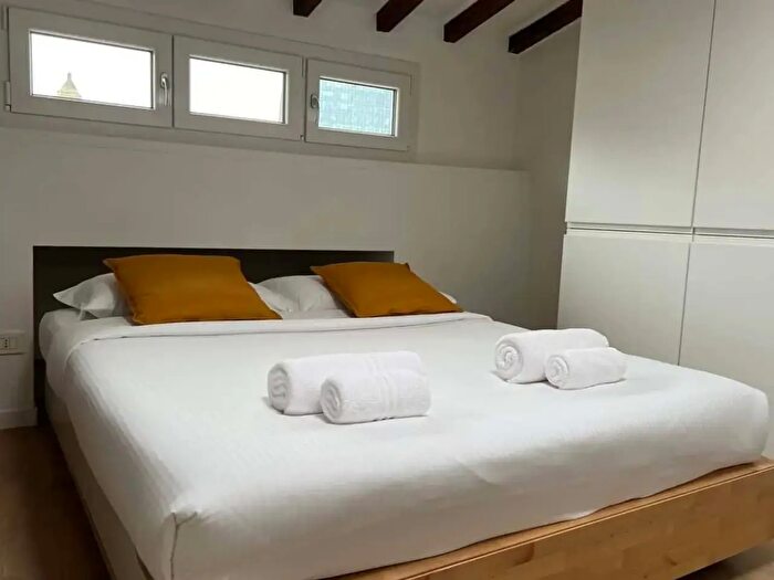 Appartamento monolocale in affitto in Via Fabio Filzi, Milano