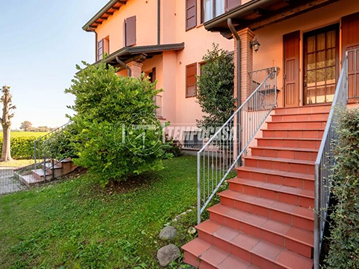 Casa con 5 locali in vendita in Via B Brecht, Reggio Emilia