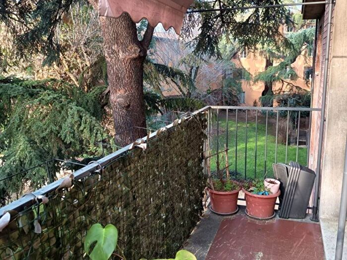 Appartamento con 5 locali in affitto in Santo Stefano, Bologna