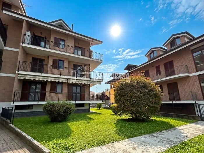 Appartamento quadrilocale in vendita in Via Benvenuto Cellini, Volpiano