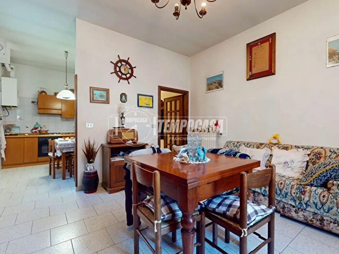 Appartamento quadrilocale in vendita in Via Valle del Samoggia Zappolino, Valsamoggia