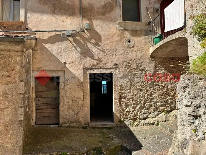 Appartamento quadrilocale in vendita in Via Guglielmo Marconi, Pesche