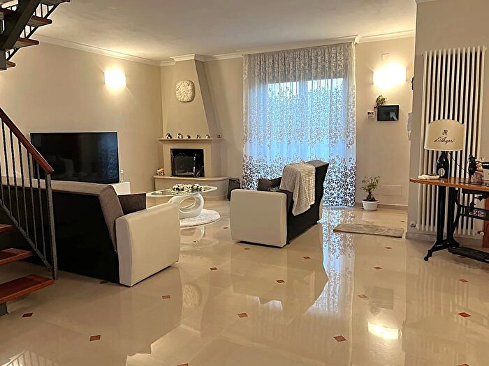 Appartamento con 7 locali in vendita in San Severo