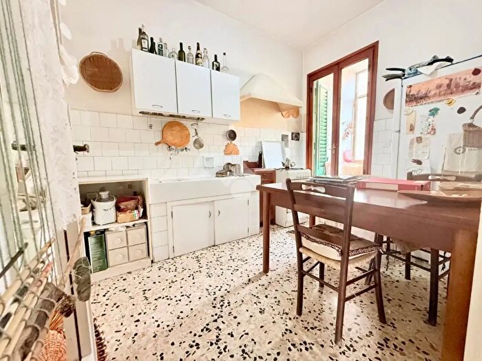 Appartamento quadrilocale in vendita in Via Giuseppe Garibaldi, Rignano SullArno