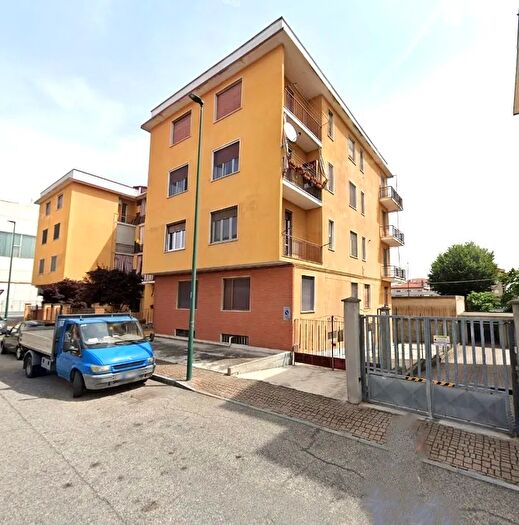 Appartamento trilocale in vendita in Via Italo Rossi, Casale Monferrato