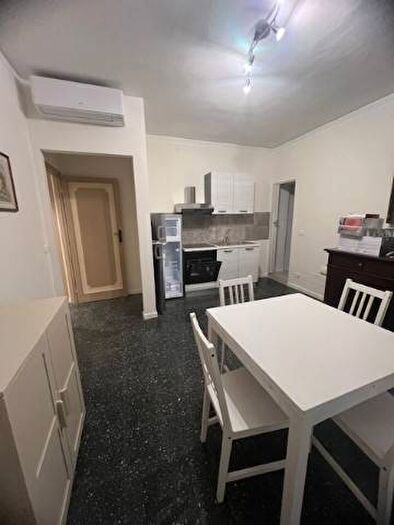 Appartamento bilocale in affitto in Via Gherarda, Centro Storico, Modena