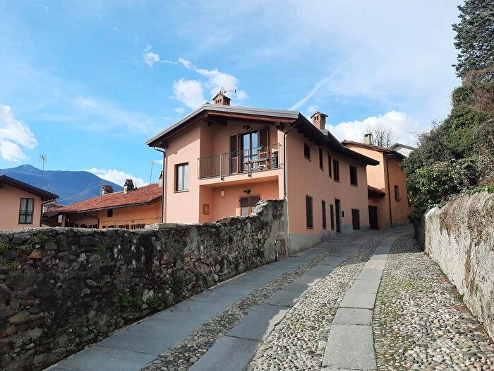 Appartamento quadrilocale in vendita in Via Cesare Battisti, Avigliana