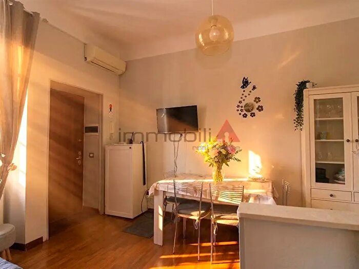 Appartamento bilocale in vendita in Milano