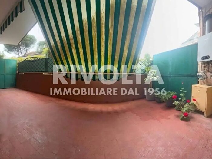 Appartamento bilocale in affitto in Via Bevagna, Roma