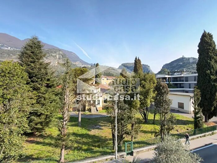 Appartamento quadrilocale in vendita in Via SCaterina c, Arco