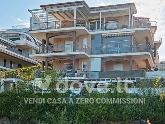 Appartamento trilocale in vendita in Via Francesco Paolo Tosti, Vasto