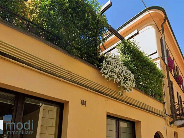 Appartamento trilocale in affitto in via Verdelli, Centro Storico, Crema