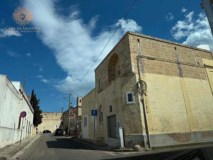 Casa con 5 locali in vendita in Ia XXIV Maggio, Alessano