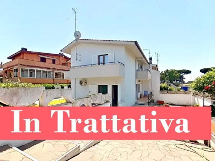 Casa con 5 locali in vendita in Via Gaspara Stampa, Anzio