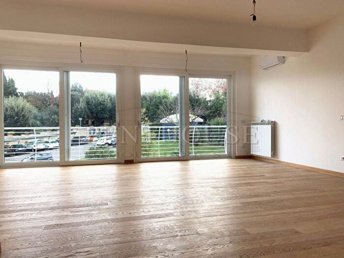 Appartamento trilocale in affitto in Via Laurentina, Cecchignola Giuliano Dalmata, Roma