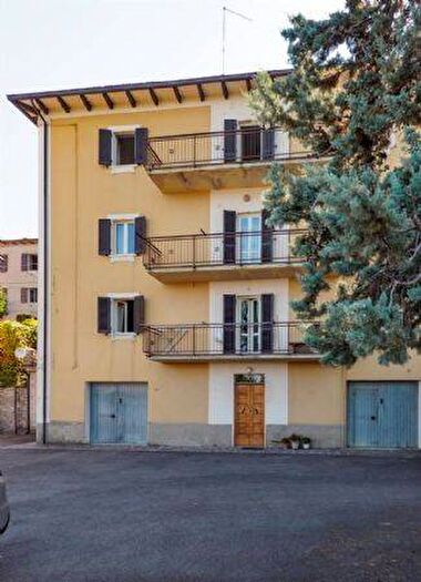 Appartamento quadrilocale in affitto in Centro, Montefiorino