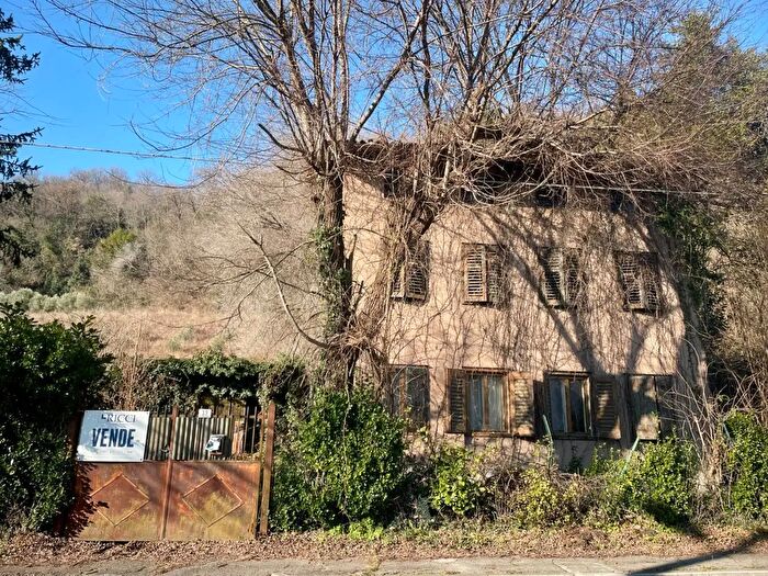 Casa con 5 locali in vendita in Via Brigata Cuneo, Gorizia