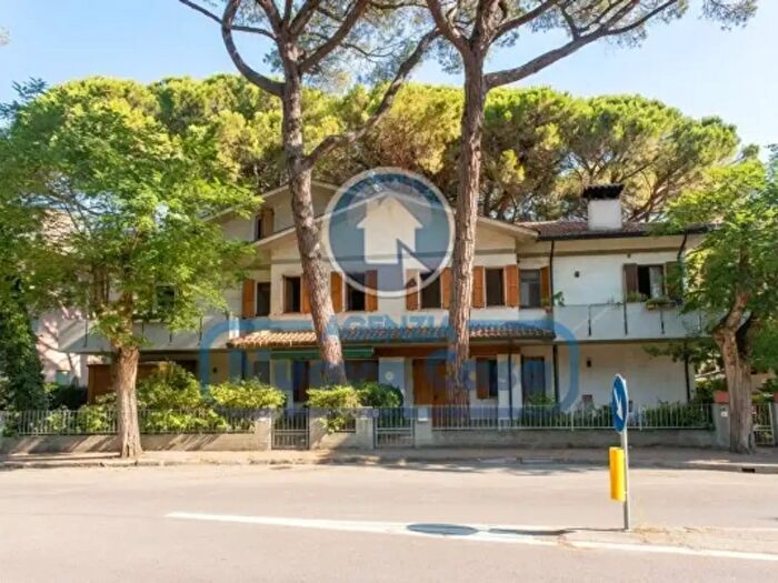 Casa trilocale in vendita in Viale Ferrara E, Ravenna