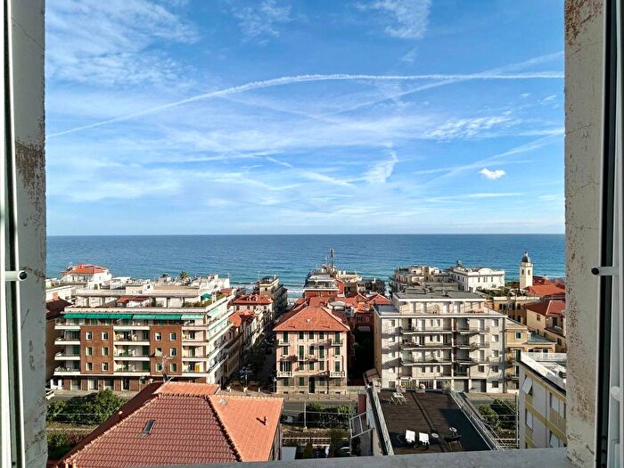 Appartamento trilocale in affitto in Via a Solva, Via Solva Santa Croce, Alassio