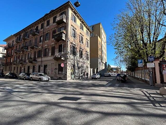 Appartamento trilocale in affitto in Via Cesare Balbo, Vanchiglia, Torino