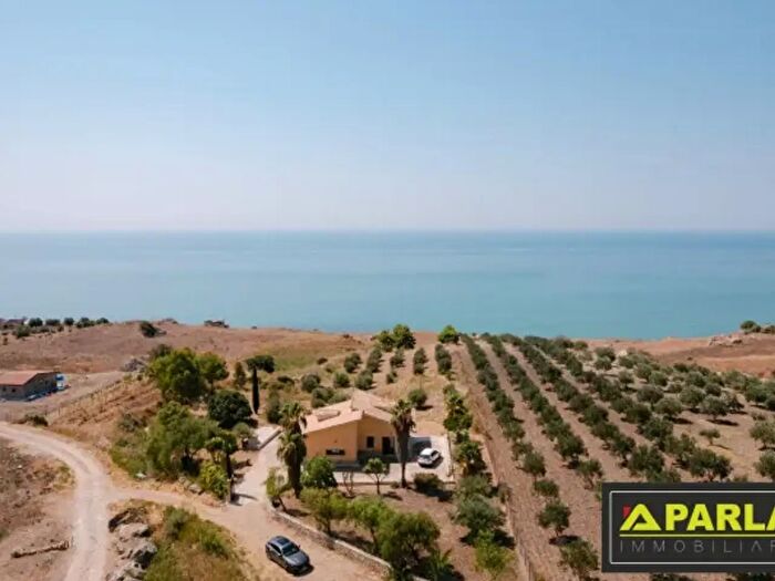 Casa quadrilocale in vendita in Strada Ciotta, Palma Di Montechiaro