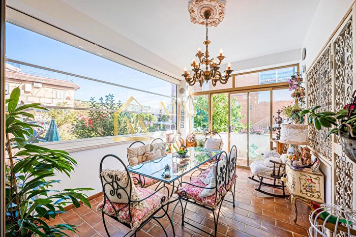 Appartamento quadrilocale in vendita in Via Ugo Foscolo, Santa Marinella