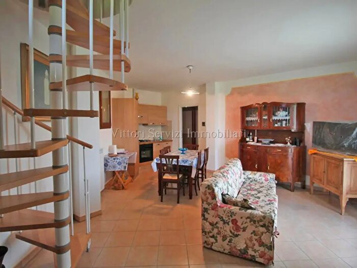 Appartamento quadrilocale in vendita in Via Due Agosto, Montepulciano