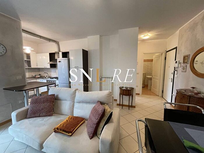 Appartamento bilocale in affitto in Via Elio Gabbuggiani, Porta al Prato San Jacopino, Firenze