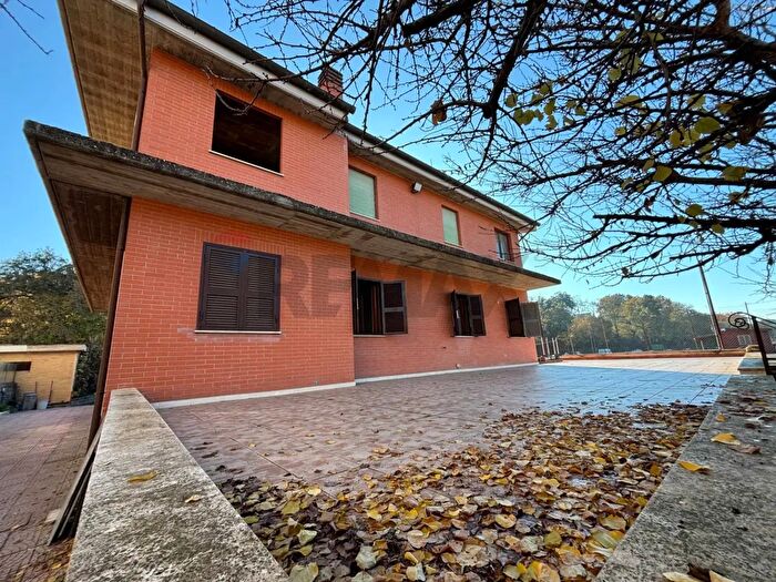 Casa con 5 locali in vendita in Via del Casal del Marmo, Roma