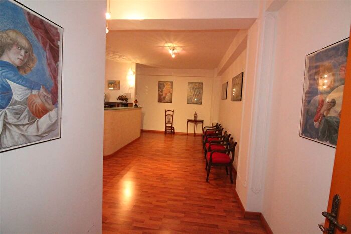 Appartamento con 5 locali in vendita in Via Rosso di San Secondo, Lentini