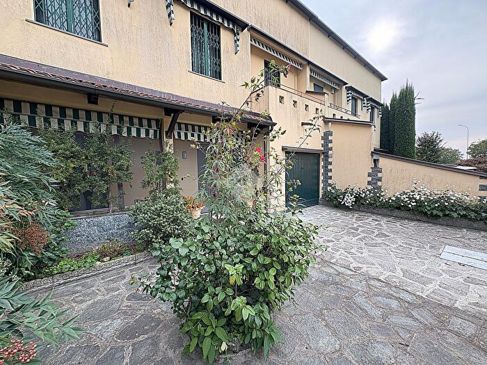 Case in Vendita e in Affitto - 2