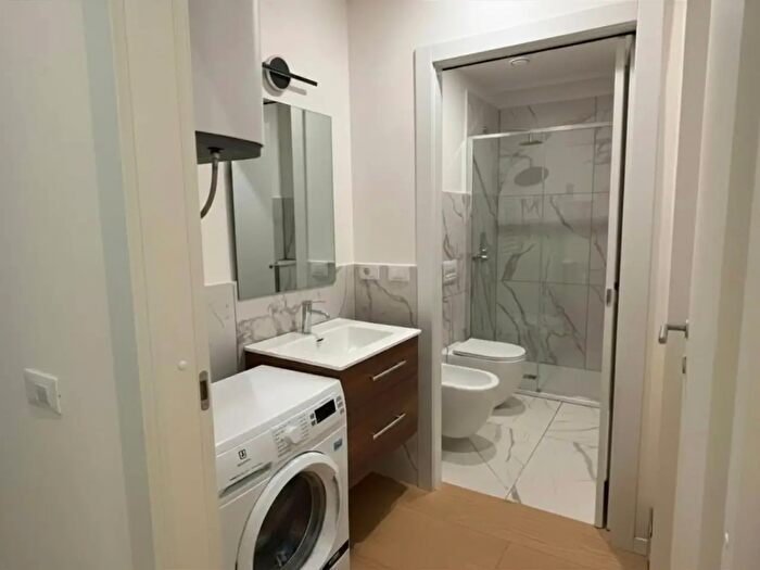 Appartamento bilocale in affitto in Via Creta, Milano