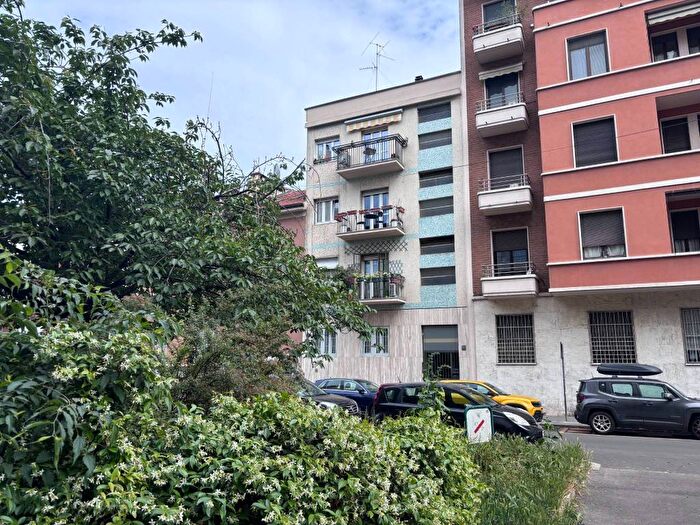Appartamento bilocale in affitto in Via Luigi Frapolli, Argonne Corsica, Milano