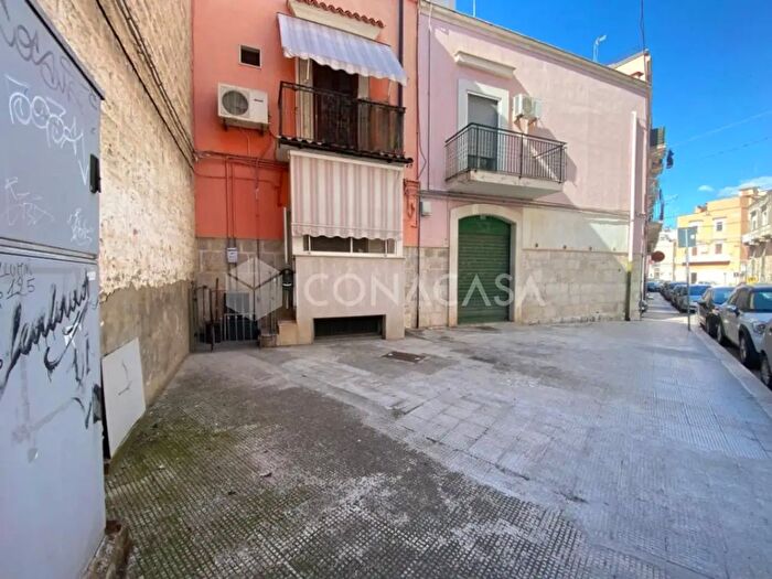 Casa con 5 locali in vendita in Via Palestro, Barletta