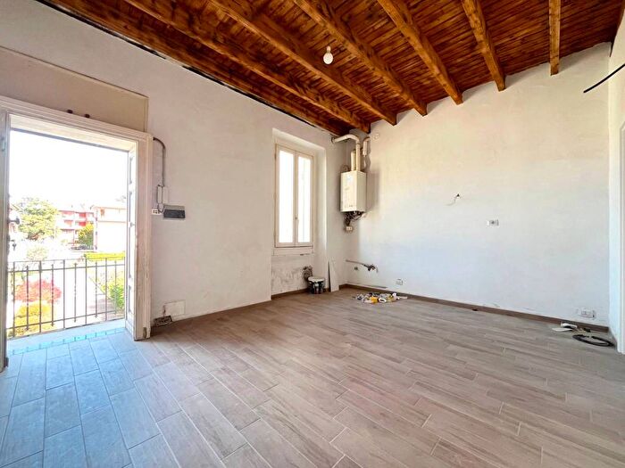 Appartamento bilocale in affitto in Via Maggio, Villasanta