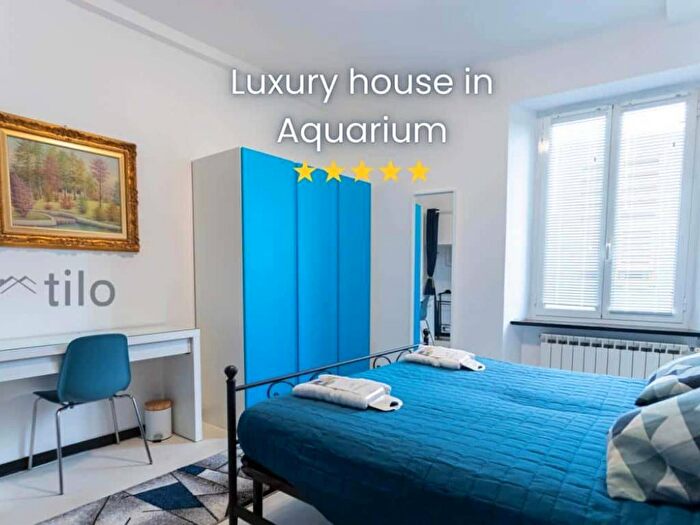 Appartamento trilocale in affitto in Via di Prè, Prè, Genova