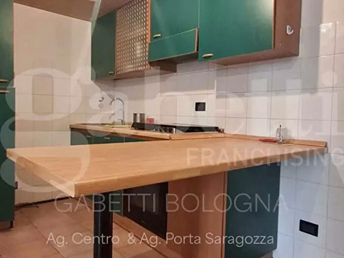 Appartamento monolocale in vendita in Via San Vitale, Bologna