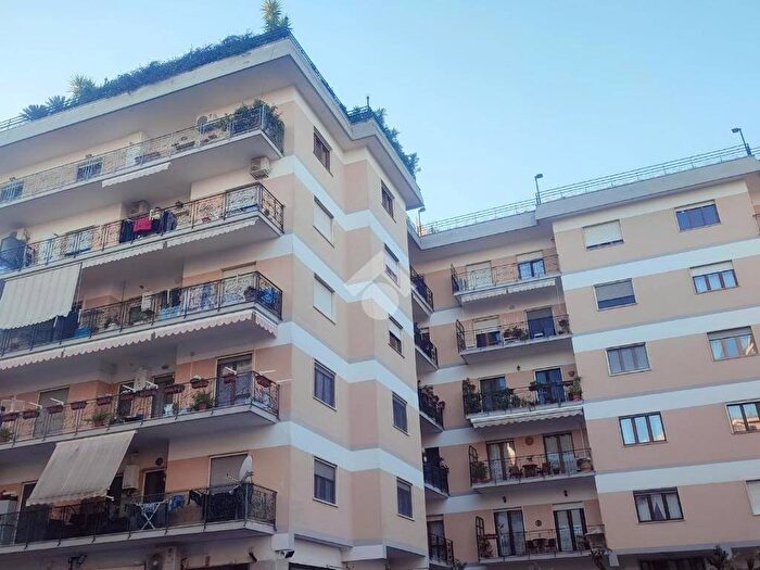 Appartamento con 5 locali in affitto in Parco Arcadia, Colli Aminei Capodimonte, Napoli