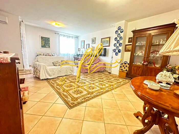 Appartamento quadrilocale in vendita in Rosignano Marittimo