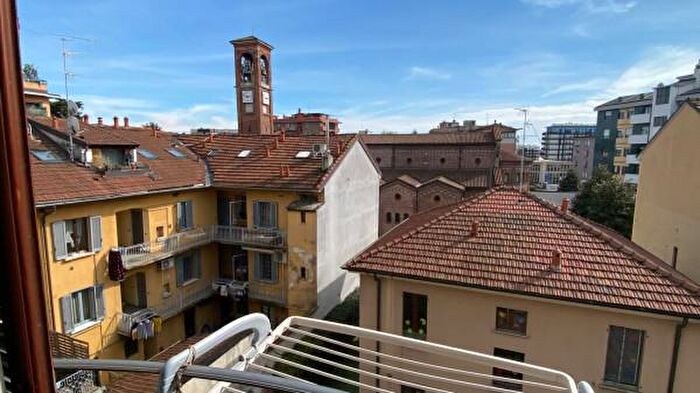 Appartamento trilocale in vendita in Via Pietro Andrea Saccardo, Milano