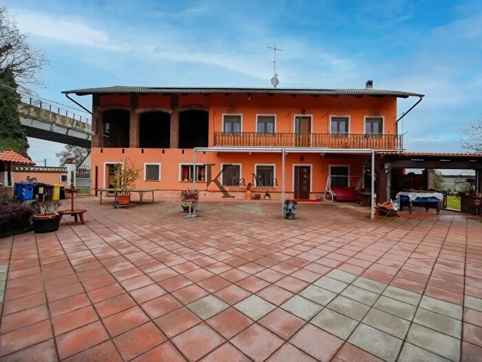 Casa con 5 locali in vendita in Strada Provinciale del Monferrato, Verolengo