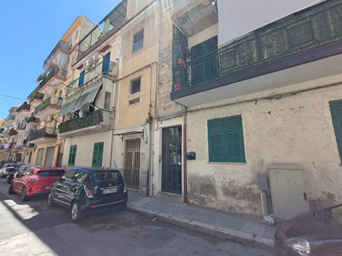 Appartamento bilocale in vendita in Via Scillato, Palermo