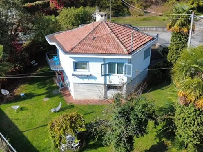 Casa quadrilocale in vendita in Via Chiaberge, Val Della Torre