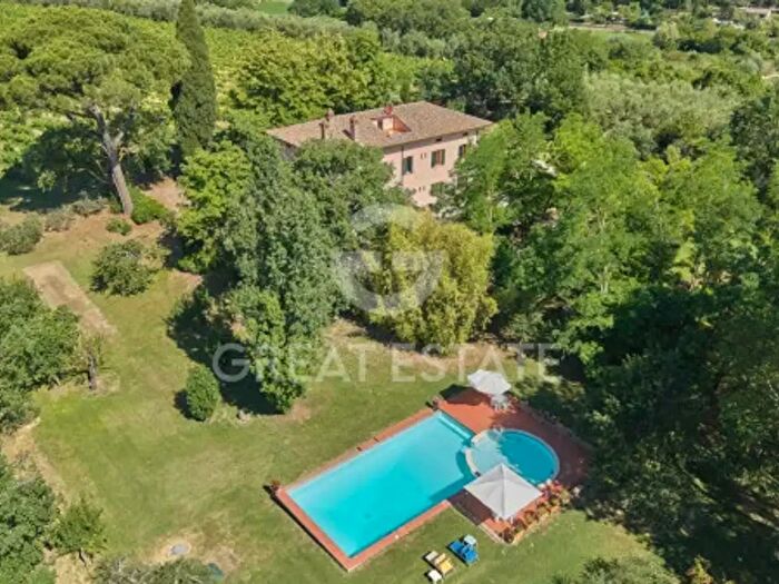 Casa con 6 locali in vendita in Piazza Grande, Montepulciano